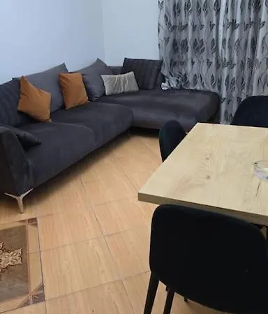 Apartment, Over The River 아파트